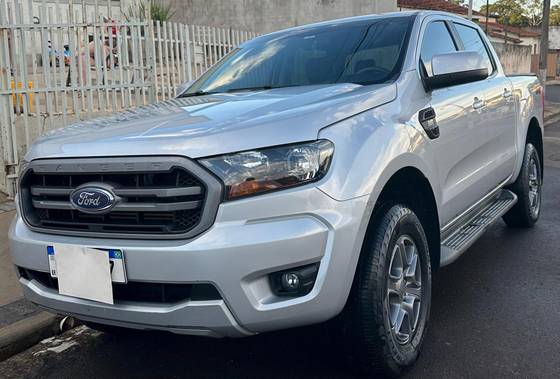 FORD RANGER 2.2 XLS 4X4 CD 16V DIESEL 4P AUTOMÁTICO